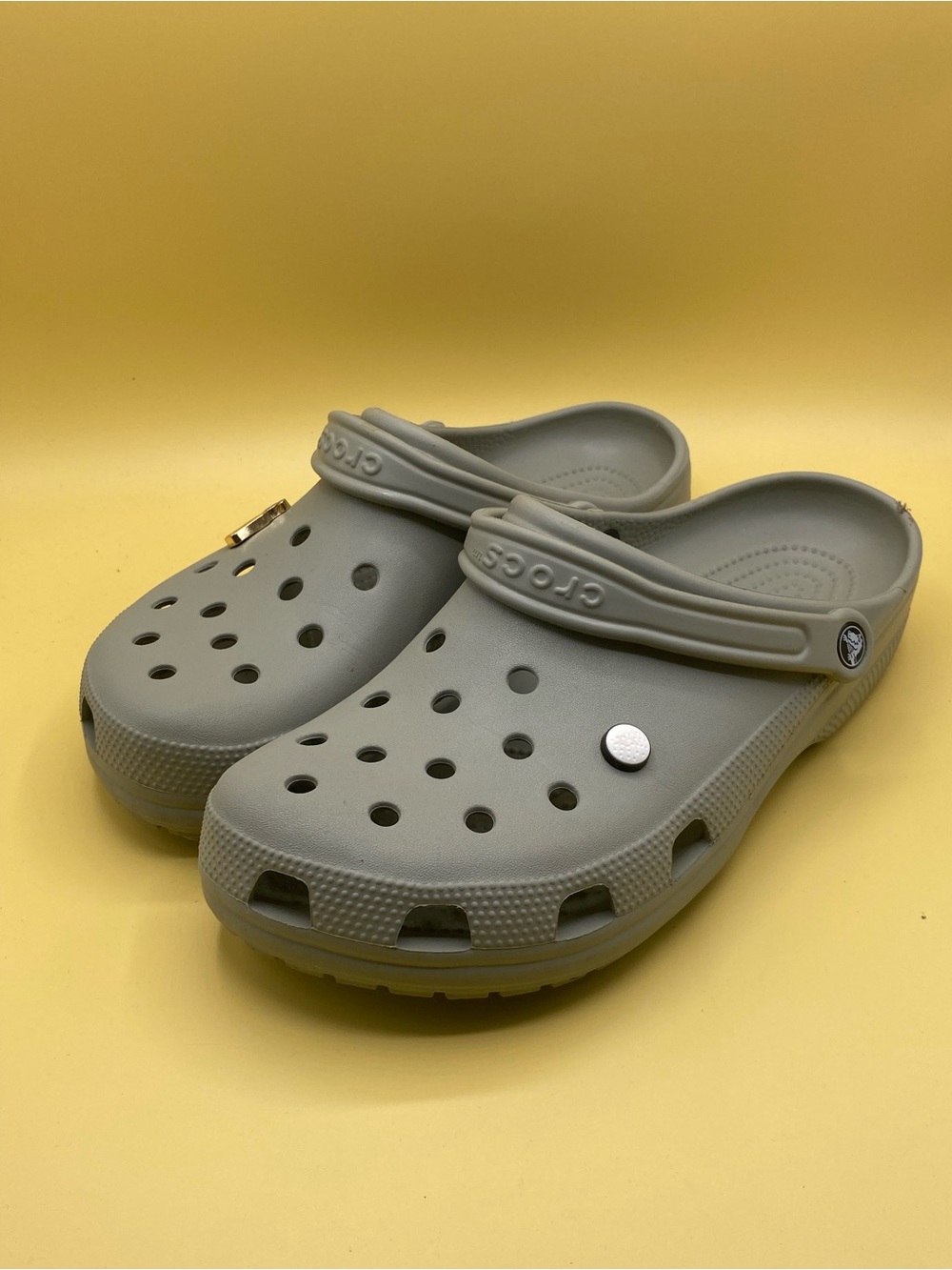 CROCS Kids Classic Clog in Light Gray - Picture 4 of 4